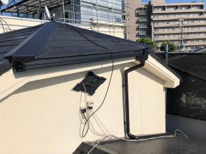八尾市にて屋根板金修繕補修雨樋新設してきました。