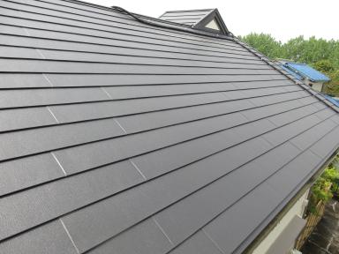 豊中市｜屋根重ね葺き工事（カバー工法）、太陽光パネル脱着、破風板塗装